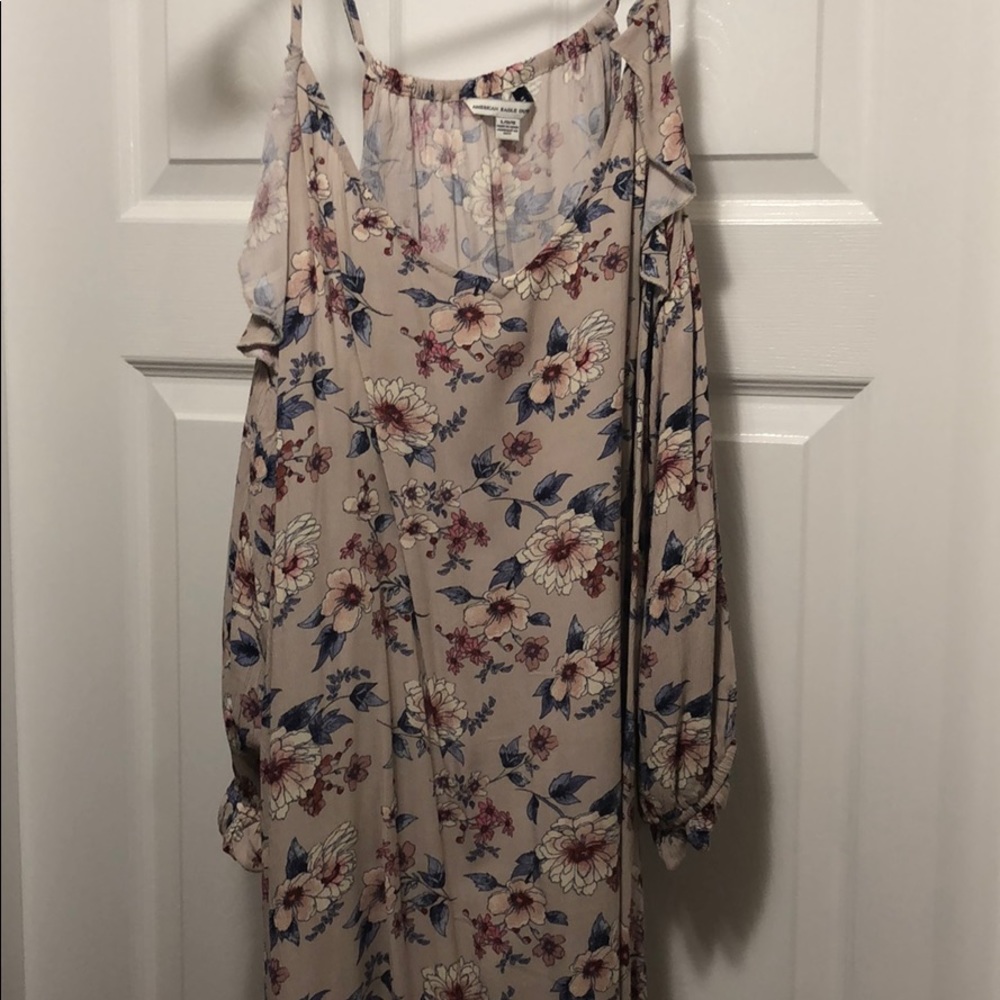 American Eagle Brand cap sleeve floral dress
